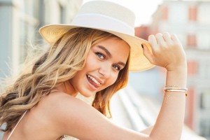 ДОЧЬ ДМИТРИЯ МАЛИКОВА ПЕРЕСТАЛА СКРЫВАТЬ ВОЗЛЮБЛЕННОГО