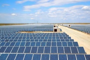 В посёлке Володарский совсем скоро состоится открытие первой в регионе солнечной электростанции «Заводская». 