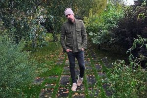 Дима Билан спел оперу в общественном парке