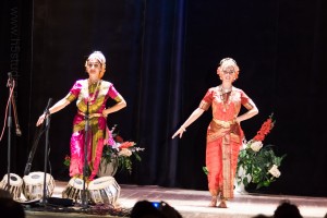 22 октября в 19.00 в Астраханском дворце культуры «Аркадия» пройдет концерт индийской музыки 