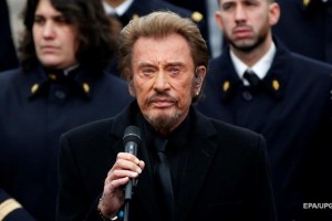 Умер французский рок-музыкант Джонни Холлидей