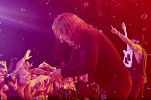  OZZY OSBOURNE выступил с ROYAL MACHINES......................!