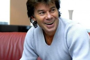 Олег Газманов отметит полувековой творческий юбилей в «Крокусе»