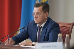 Аварийность на дорогах стала главной темой заседания региональной комиссии по безопасности дорожного движения, которое провел губернатор Астраханской области Александр Жилкин.
