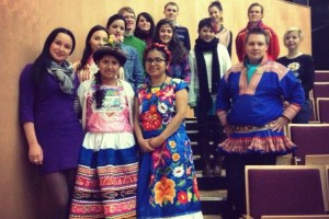 Молодежь коренных народов реализует право на участие в принятии решений.
