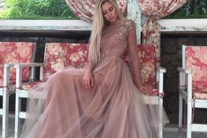 Елена Хромина заявила, что Саймон Марданшин бросил её, так как не прошёл проверку