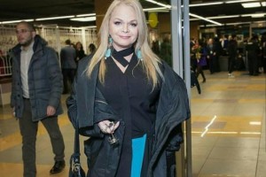 На шоу «Дива» Лариса Долина появилась в стильном наряде, который безумно понравился зрителям