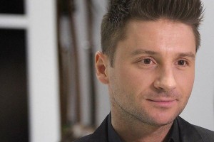 «Это женская обувь?»: Сергей Лазарев смутил публику своими ботинками
