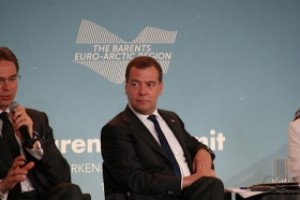 Медведев предложил создать в Баренцрегионе отдельный финансовый механизм