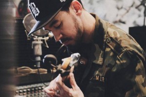 Гитарист Linkin Park анонсировал выход сольного альбома