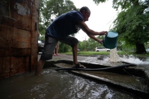 В Волгоградской области из-за паводка эвакуируют жителей населённых пунктов, сообщает «Интерфакс». 
