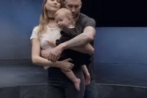 Дженнифер Лопес и Галь Гадот снялись в клипе Maroon 5 про девочек (Видео)