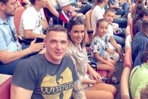 Курбан Омаров привел детей на самый «тухлый» матч Чемпионата мира по футболу
