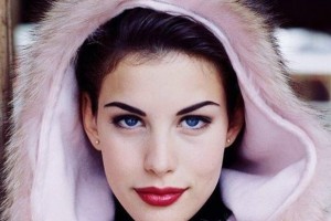 Лив Тайлер исполнился 41 год: чем занимается сейчас дочь лидера рок-группы "Aerosmith"