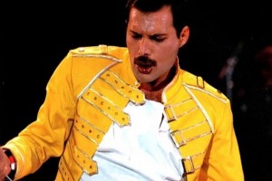 Фредди Меркьюри: в Сети появился первый трейлер к байопику о великом солисте группы Queen
