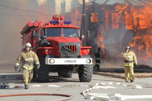  Губернатор Астраханской области Александр Жилкин посетил областную спасательно-пожарную службу Астраханской области.