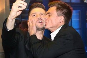 Влад Топалов показал поцелуй с Сергеем Лазаревым и признался ему в любви