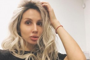 МАТЬ МОИМ ДЕТЯМ НИКТО НЕ ЗАМЕНИТ: СВЕТЛАНА ЛОБОДА О НЕОЖИДАННОМ РЕШЕНИИ ОТНОСИТЕЛЬНО КАРЬЕРЫ
