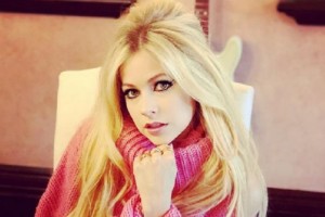Аврил Лавин объявила о возвращении на сцену‍
