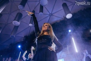 Рита Дакота сорвала выступление из-за проблем со здоровьем  