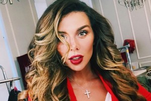 МАЛЬЧИК-КРАСАВЧИК: АННА СЕДОКОВА УМИЛИЛА НОВЫМ ФОТО ПОДРОСШЕГО СЫНА