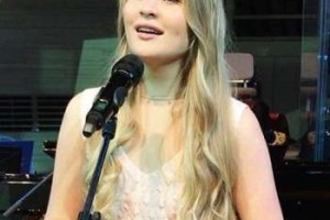 Устинья Малинина презентовала первый альбом