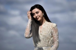 В Китае нашлась пропавшая актриса: почему три месяца скрывалась Фань Бинбин