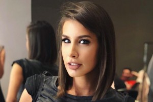 Кети Топурия поразила поклонников «космическим» образом на снимке в Instagram