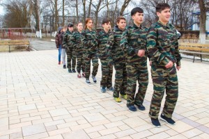 В Астрахани 170 трудных подростков примут участие в смене спортивно- патриотического воспитания в центре обучения «Берёзка»
