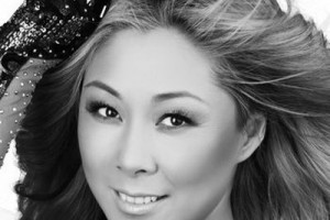 Аниту Цой экстренно прооперировали перед гастролями