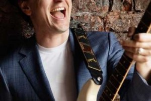 Вышел первый альбом группы Сергея Безрукова