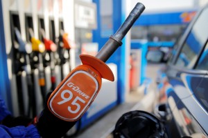 В России с 1 января 2019 года могут повыситься акцизы на бензин и  дизельное топливо в 1,5 раза
