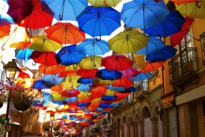 Сегодня День Разноцветных зонтов