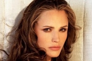 Дженнифер Гарнер развелась с Аффлеком и стала встречаться с бизнесменом из CaliGroup