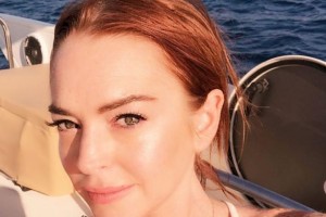 Линдси Лохан нашла любовь: мама актрисы подтвердила новый роман звезды "Поцелуй на удачу"