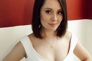Звезда Comedy Woman Мария Кравченко публично оскорбила певицу Лорен
