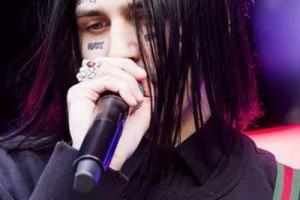 Фейс зачитал о Земфире, Гарике Сукачёве и «Кровостоке» 