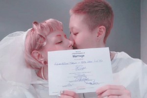 Дочь Джеки Чана вступила в лесбийский брак
