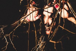 Линда предложила фанатам нарисовать мерч к выходу «Трещин»