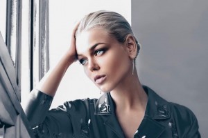 ВОТ ТАК ОБРАЗ! ПОКЛОННИКИ АЛИНЫ ГРОСУ НЕ УЗНАЮТ ЕЕ НА НОВЫХ ФОТО