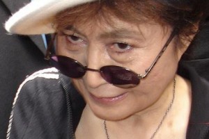 Йоко Оно приедет в Москву на открытие своей выставки