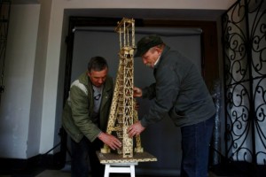 Скульптуры из спичек польского мастера