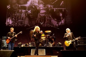 В новом интервью журналу Billboard Джейсон Бонэм рассказал, почему Роберт Плант против воссоединения Led Zeppelin.