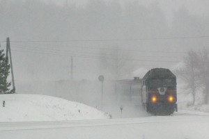 Астраханский поезд застрял в снегах под Волгоградом