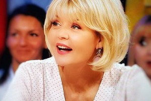 Юлия Меньшова будет вести ток-шоу о кино на Первом канале