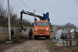 Астраханская администрация очистила территорию мусульманского кладбища