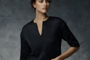 Ирина Шейк повторила образ Эммы Виклунд из клипа Джорджа Майкла «Too Funky» 