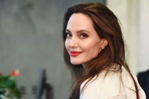 Анджелина Джоли может стать супергероем в фильме от Marvel
