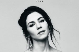 Певица Марина (ранее известная как солистка проекта Marina and The Diamonds) выпустила  свой новый альбом «Love».