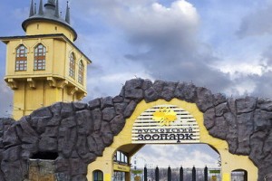 Первый в мире памятник Курочке Рябе откроют в Московском зоопарке